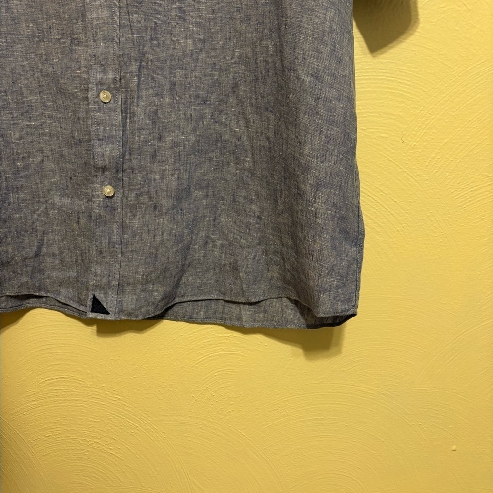 UNTUCKit Light Blue Casual Button-Down Shirt - Picture 6 of 7